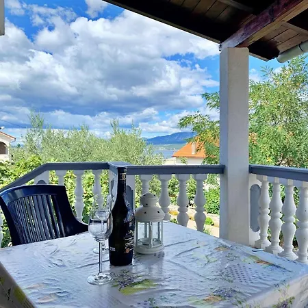 Ferienwohnung Fuer 2 Personen Ca 28 Qm In Silo, Kvarner Bucht Krk *