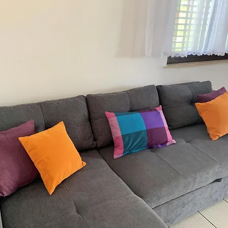 Apartment Ferienwohnung Fuer 2 Personen Ca 28 Qm In Silo, Kvarner Bucht Krk
